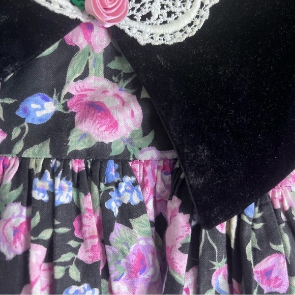 Vintage Cottagecore Floral Dress - Picture 3 of 8